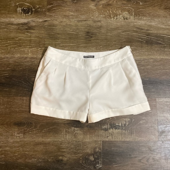 Express Pants - Express Shorts